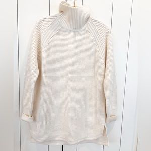 BANANA REPUBLIC CREAMY MOCK TURTLENECK SWEATER SZ L